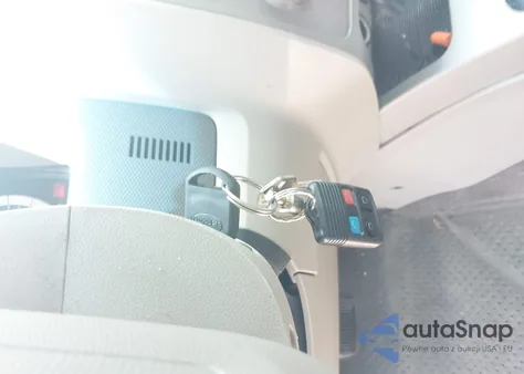 2010 Ford Escape Xlt from USA, damaged, VIN 1FMCU0D79AKC48998